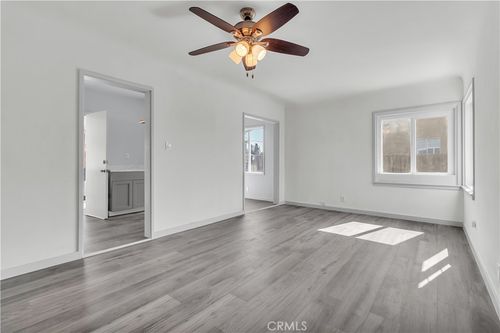 8750 Greenfield Park Dr, Bakersfield, CA, 93307 | Card Image