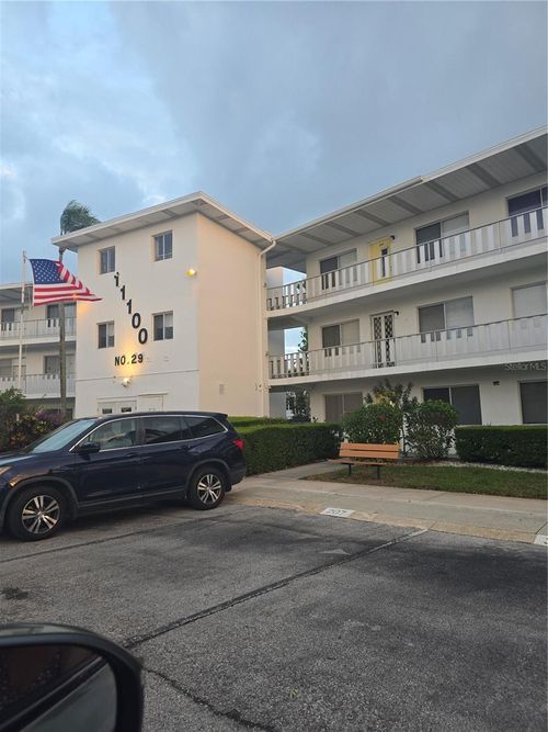 apt-310-11100 86th Ave, SEMINOLE, FL, 33772-3833 | Card Image