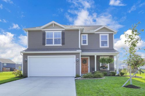 318 W Trinity Way, Newark, OH, 43055-4562 | Card Image