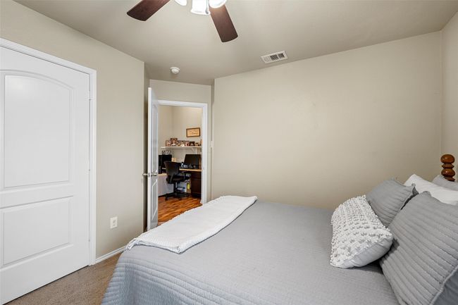 507 Navajo Trl, House other with 3 bedrooms, 2 bathrooms and 2 parking in McGregor TX | Image 26