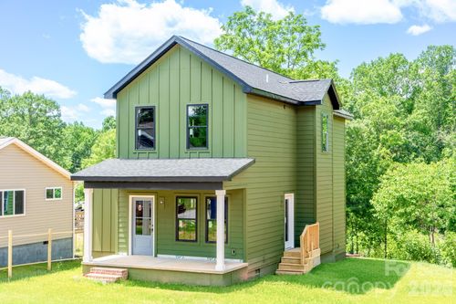 1130 8th St, Statesville, NC, 28677-6520 | Card Image