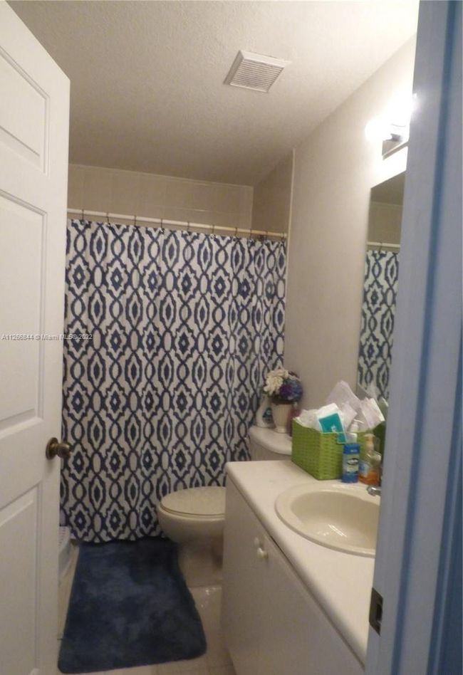 APT-102 - 7313 Nw 173 Rd Dr, Condo with 3 bedrooms, 2 bathrooms and null parking in Hialeah FL | Image 20