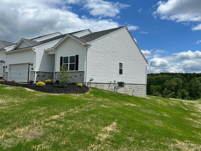 171 Smith Ln, Townhouse with 3 bedrooms, 2 bathrooms and 2 parking in Beaver Falls PA | Image 7