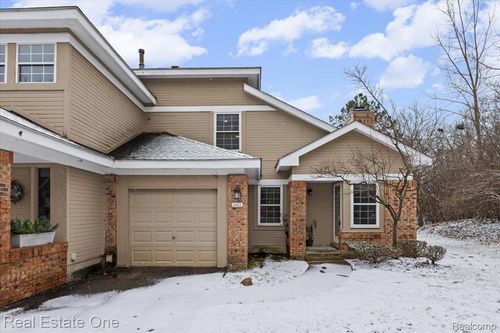 6622 Fieldstone Ct, West Bloomfield, MI, 48322-3445 | Card Image