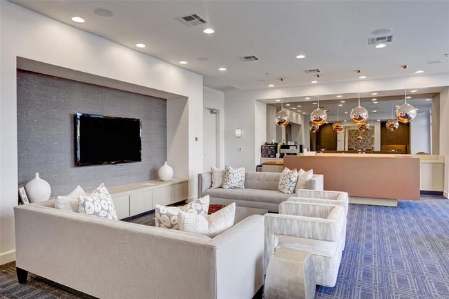 Fifth floor lounge | Image 38