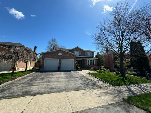 upper-1232 Bonnybank Crt, Oakville, ON, L6M1V7 | Card Image