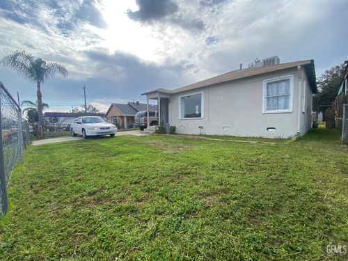 1312 Tate St, Bakersfield, CA, 93306-4360 | Card Image