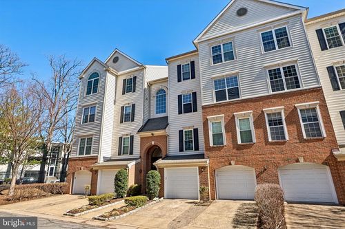 apt-202-4691 Longstreet Ln, ALEXANDRIA, VA, 22311-4935 | Card Image