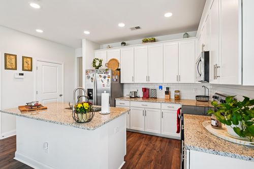 401 Stoneleigh Ln, Moncks Corner, SC, 29461-9103 | Card Image