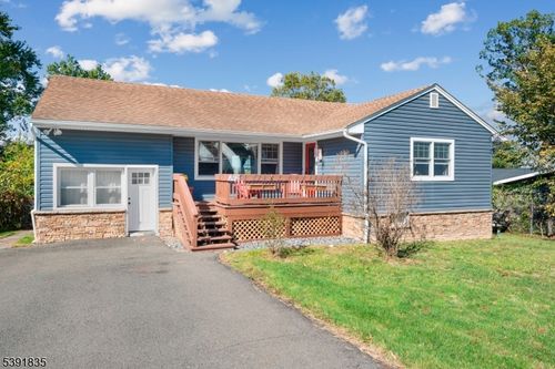 92 Susquehanna Ave, Lincoln Park, NJ, 07035-2231 | Card Image