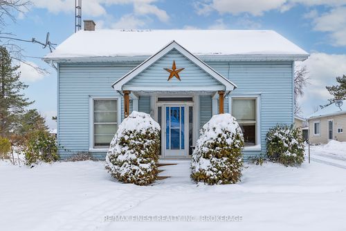 {{alt}} | Card Image