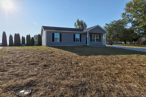 413 Trina Ln, Mt Sterling, KY, 40353-1629 | Card Image