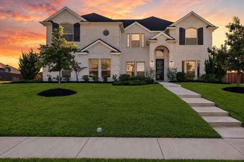 370 Cheyenne Mountain Dr, Ovilla, TX, 75154-4064 | Card Image