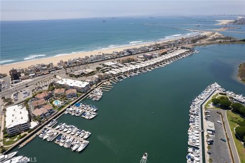 b-16276 Pacific Cir, Huntington Beach, CA, 92649 | Card Image