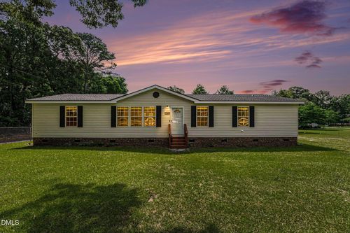 694 John Lee Rd, Dunn, NC, 28334-8147 | Card Image
