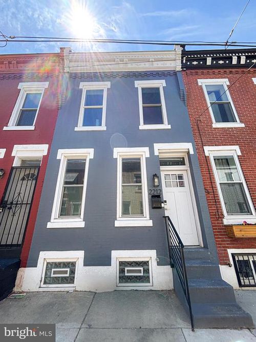 2212 Greenwich St, PHILADELPHIA, PA, 19146-4207 | Card Image