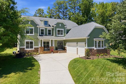130 Lakeshore Hills Dr, Mooresville, NC, 28117-5832 | Card Image