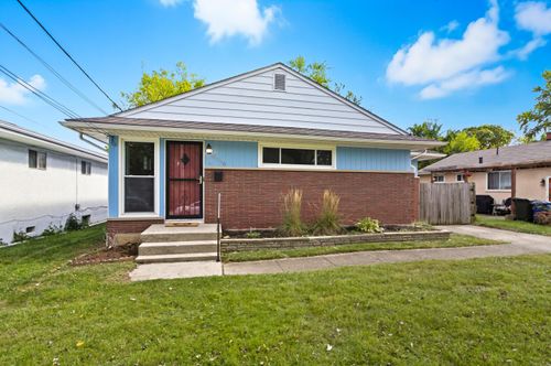 2890 Medina Ave, Columbus, OH, 43224-4287 | Card Image