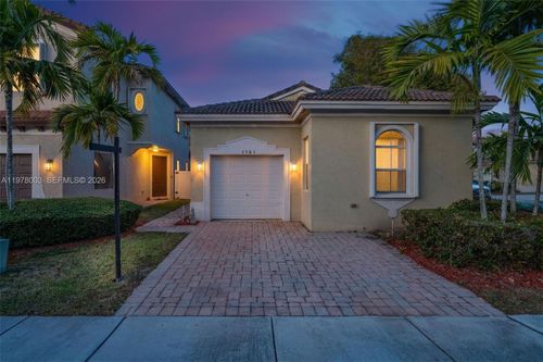 3983 12th Dr, Homestead, FL, 33033-5935 | Card Image