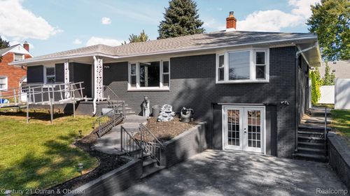 26980 James Ave, Flat Rock, MI, 48134-1153 | Card Image