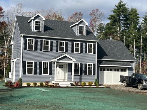 1754 Central St, East Bridgewater, MA, 02333-1698 | Card Image