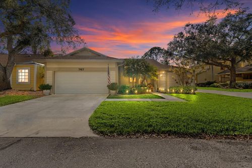 767 Caya Costa Ct Ne, ST PETERSBURG, FL, 33702-2772 | Card Image
