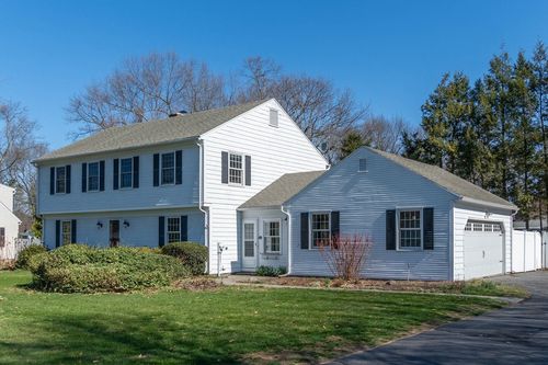 252 Pinewood Dr, Longmeadow, MA, 01106-1642 | Card Image