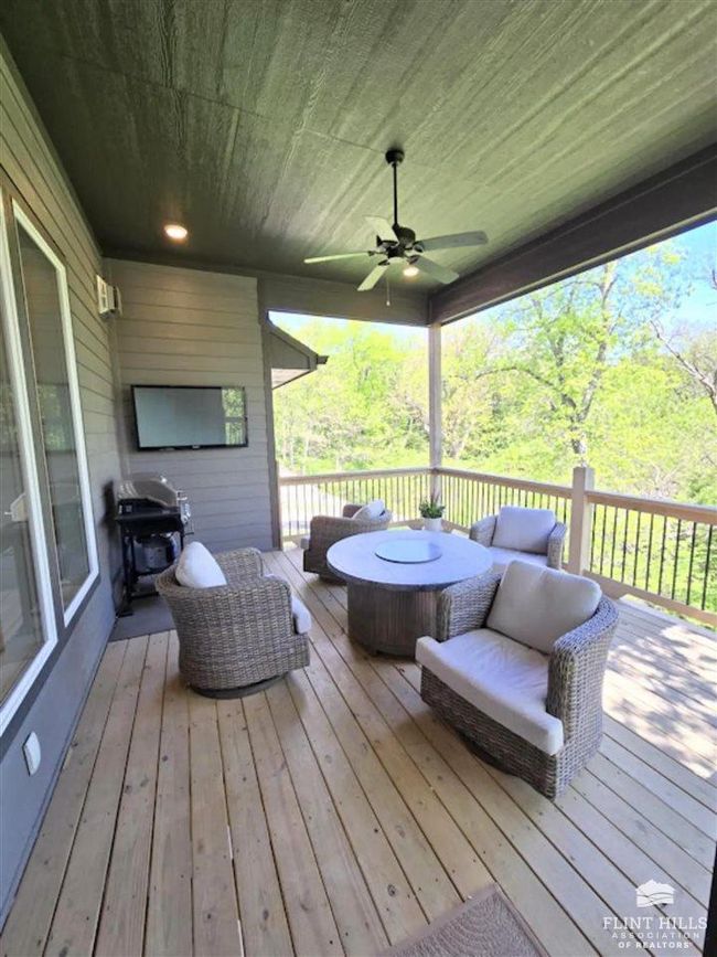 4412 Grande Bluffs Ct, House other with 5 bedrooms, 5 bathrooms and null parking in Manhattan KS | Image 14