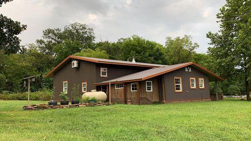 2-200 Ne 90th Ln, Lamar, MO, 64759-8221 | Card Image