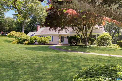 21 Twin Circle Dr, Trumbull, CT, 06611-5446 | Card Image