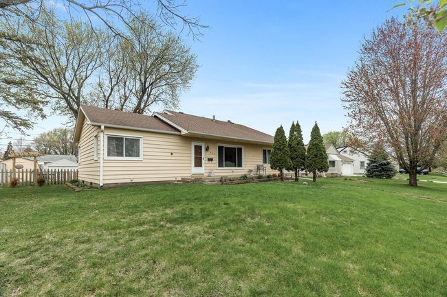 624 1 St Ave Nw, House other with 3 bedrooms, 1 bathrooms and null parking in New Brighton MN | Image 16