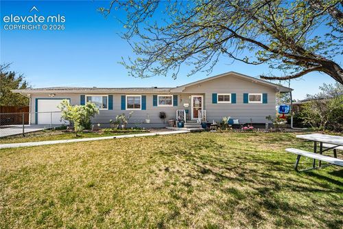4011 Valley Dr, Pueblo, CO, 81008-1706 | Card Image