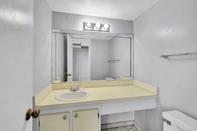 APT-302 - 9300 Lime Bay Blvd, Condo with 1 bedrooms, 2 bathrooms and null parking in Tamarac FL | Image 8