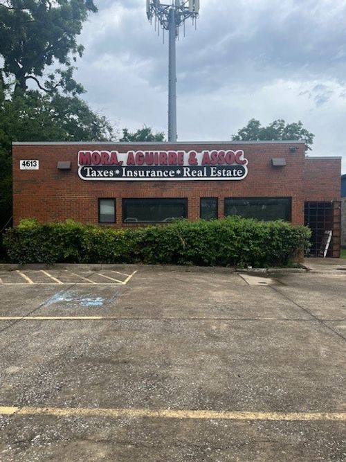 4613 E R L Thornton Freeway, Dallas, TX, 75223 | Card Image