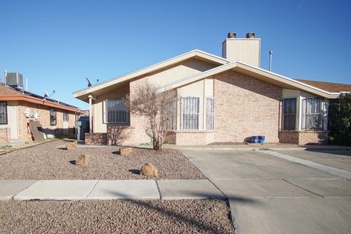 10202 Niagara Falls Pl, El Paso, TX, 79924-3546 | Card Image