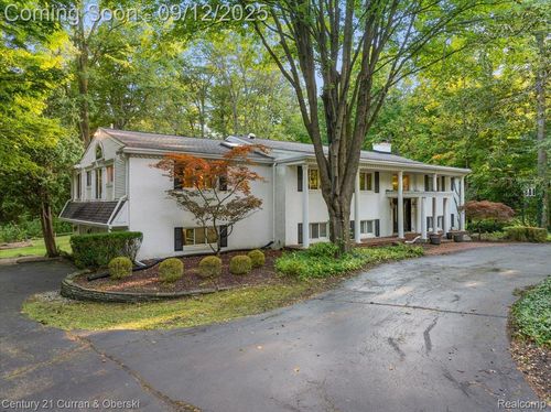 46777 Bettyhill, Plymouth, MI, 48170-3070 | Card Image