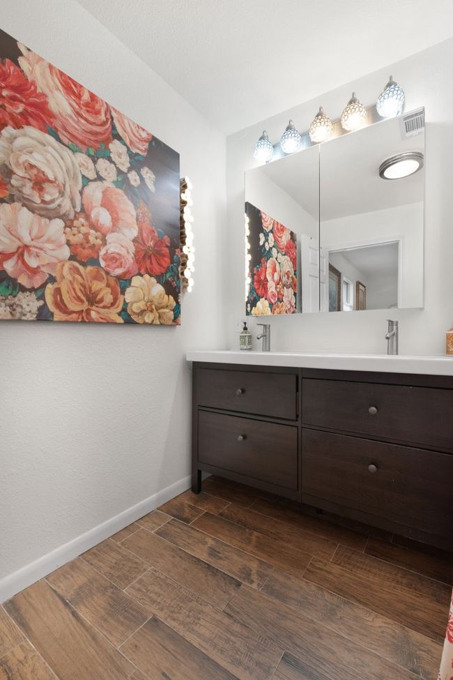 801 E Avenue C, House other with 4 bedrooms, 3 bathrooms and null parking in Lampasas TX | Image 23