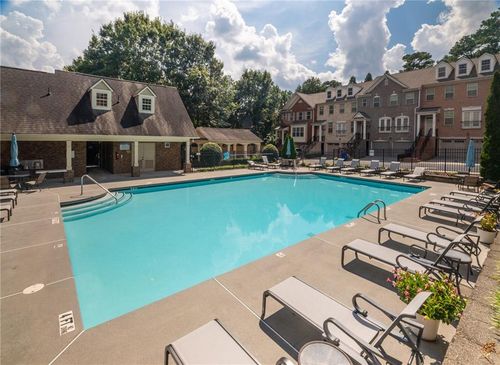 2771 Durham Dr Ne, Brookhaven, GA, 30319-3673 | Card Image