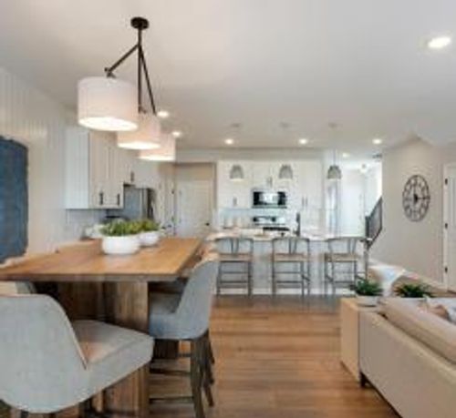 9273 Larimar Trl, Eden Prairie, MN, 55347-2222 | Card Image