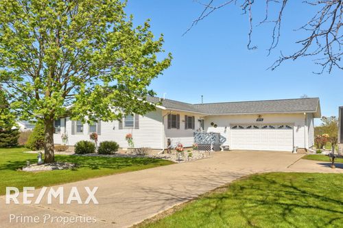 872 Huron Crest Dr, Bad Axe, MI, 48413-7908 | Card Image