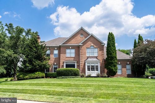 13898 Old Nursery Ct, Chantilly, VA, 20151-2302 | Card Image