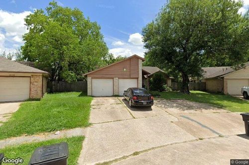 10126 Wild Hollow Ln, Houston, TX, 77088-2150 | Card Image