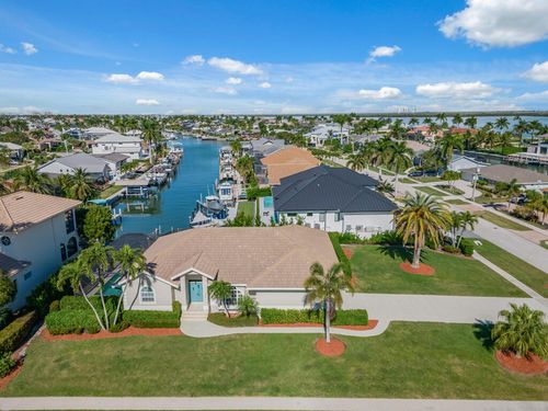200 Windbrook Ct, MARCO ISLAND, FL, 34145-4225 | Card Image