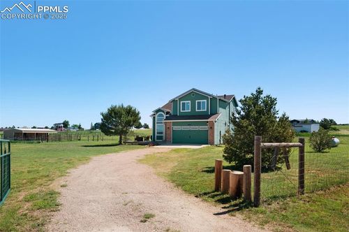 3865 Broken Arrow Dr, Peyton, CO, 80831-6907 | Card Image