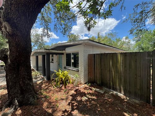 2908 E Howell St, TAMPA, FL, 33610-1130 | Card Image