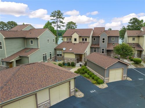 564 Sunset Point Dr, West Union, SC, 29696-3940 | Card Image
