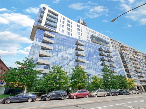 1h-519 Borden Ave, Long Island City, NY, 11101-5889 | Card Image