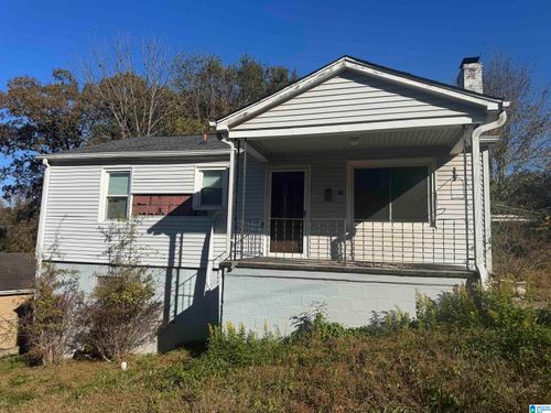 18 Lakeside Dr, Childersburg, AL, 35044-1317 | Card Image