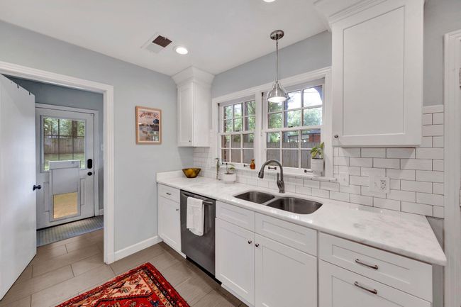 5543 Walnut Grove Rd, House other with 3 bedrooms, 2 bathrooms and null parking in Memphis TN | Image 12