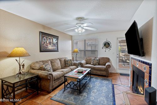 7139-5800 N Kolb Road, Tucson, AZ, 85750 | Card Image
